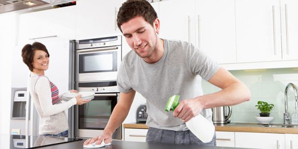 Utilize produtos de limpeza com borrifadores